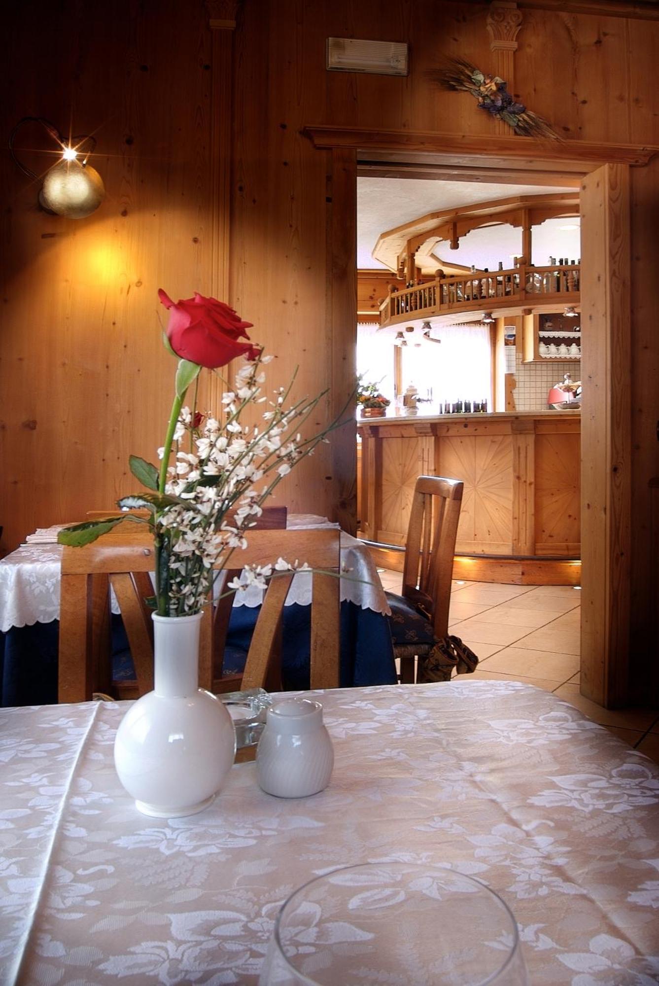 Albergo Ristorante Alle Codole Canale dʼAgordo Exterior foto