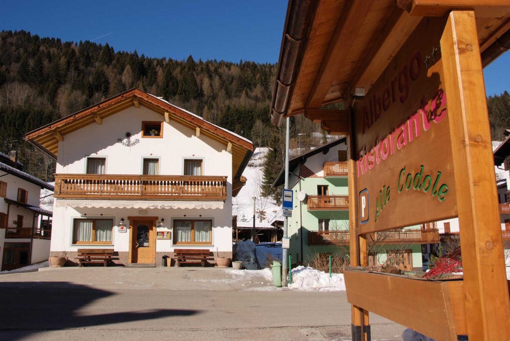 Albergo Ristorante Alle Codole Canale dʼAgordo Exterior foto